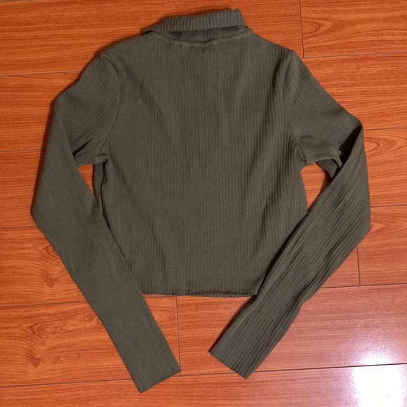 Calvin Klein quarter zip - Picture 4 of 4